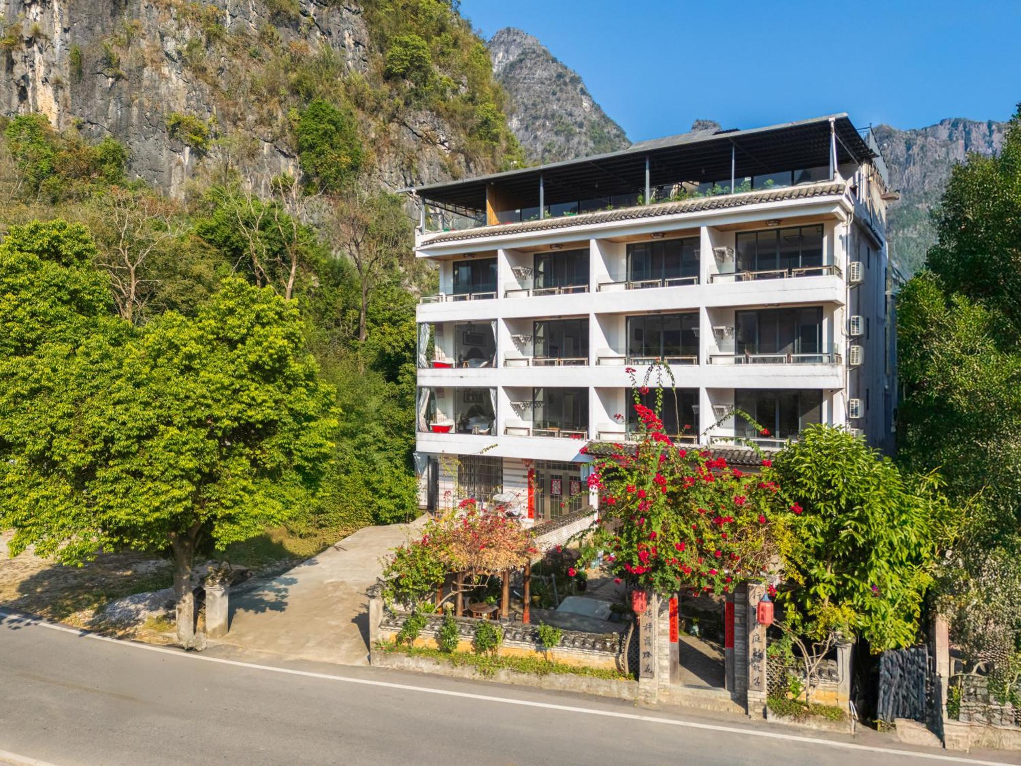Leisure Courtyard Hotel Yangshuo-Free Shuttle Bus To Yangshuo Station Stay 2 Nights One Way Zewnętrze zdjęcie